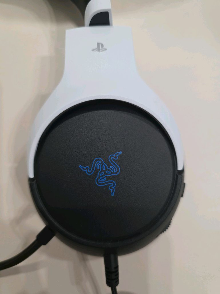 ps5 레이저 카이라X 유선 게이밍 헤드셋 S급--3