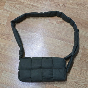 보테가베네타 카세트 백 이미지