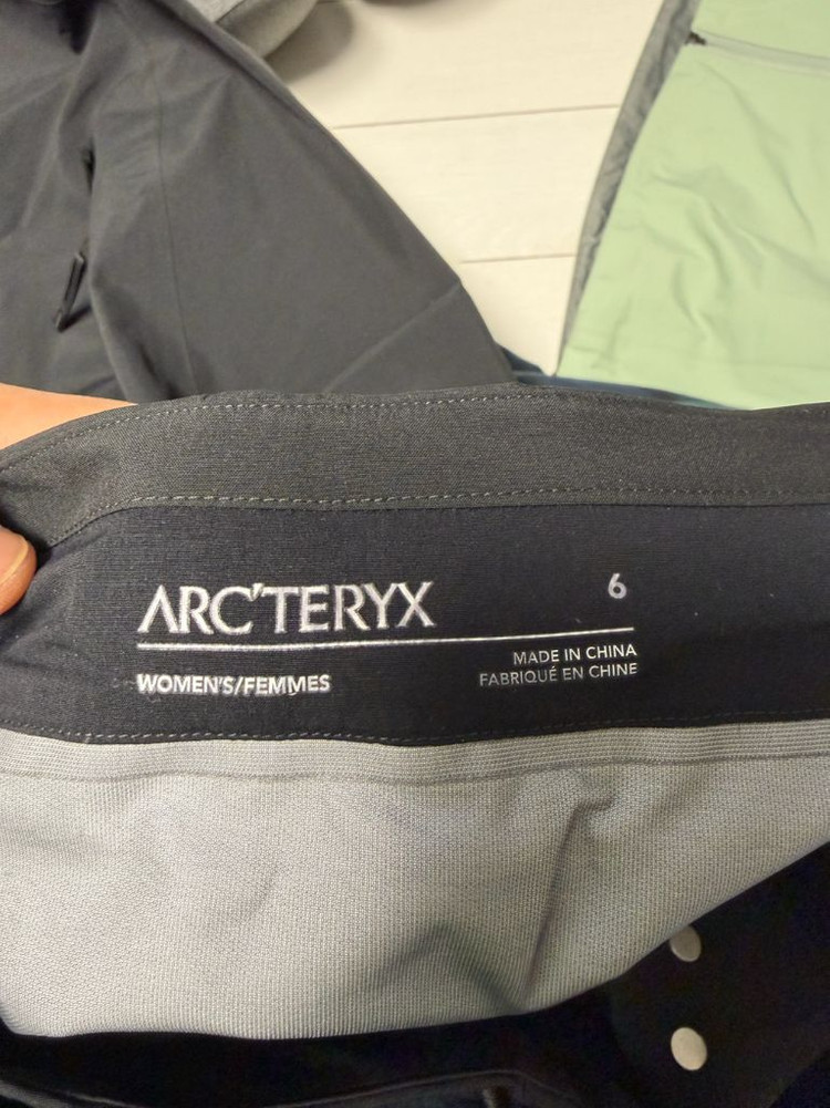 아크테릭스 라벤나 LT 재킷 여성용+샌티낼 스키바지 이미지