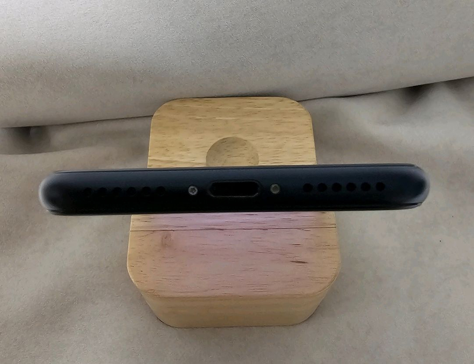 아이폰 SE3 미드나이트 64G 판매!(선물용) 이미지