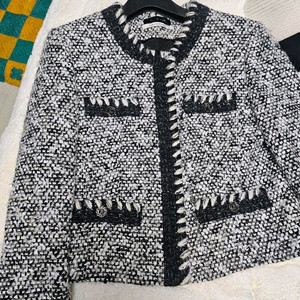 미샤(MICHAA) 트위드 자켓 44사이즈