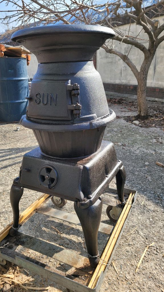 미국 Sheffield ALA 빈티지 주물난로 판매 이미지