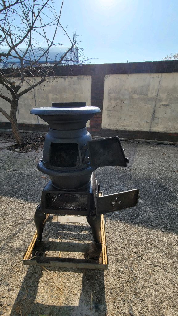 미국 Sheffield ALA 빈티지 주물난로 판매 이미지