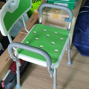 실버목욕의자 장애인목욕의자 어르신목욕의자 노인목욕의자 팜.