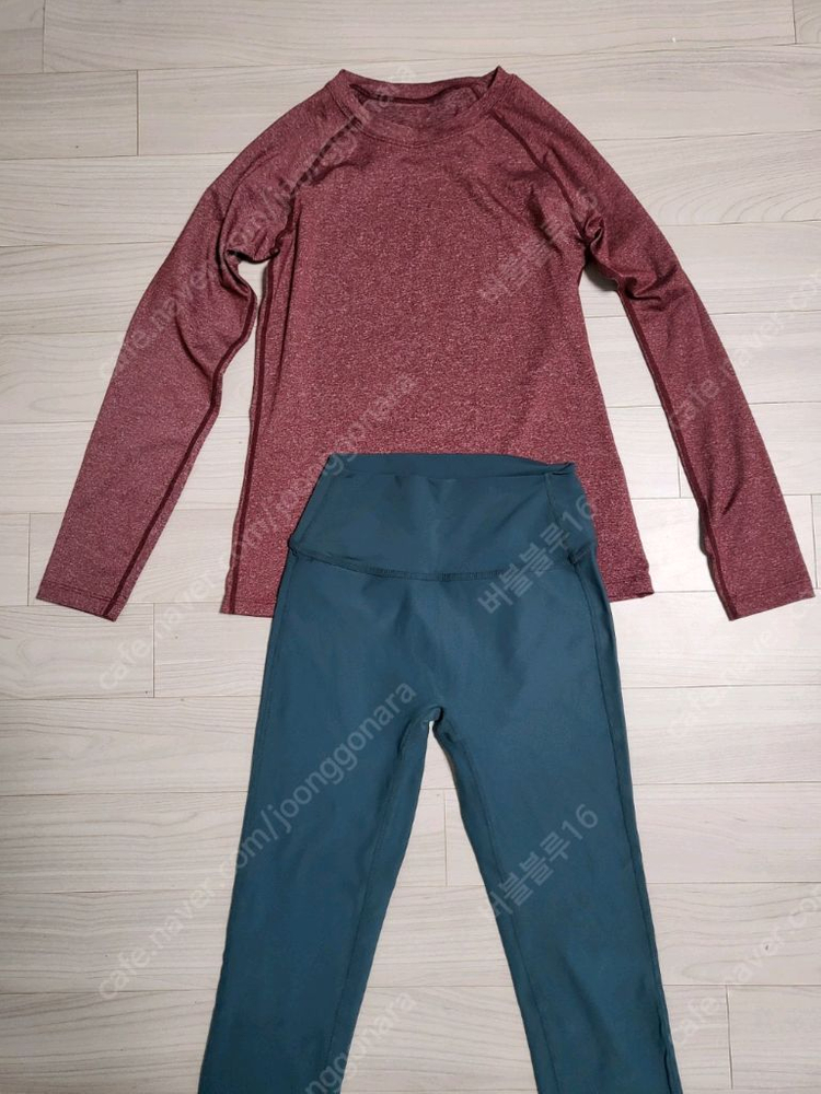 여성 요가복세트 상의L, 하의 M사이즈 (택포)--0