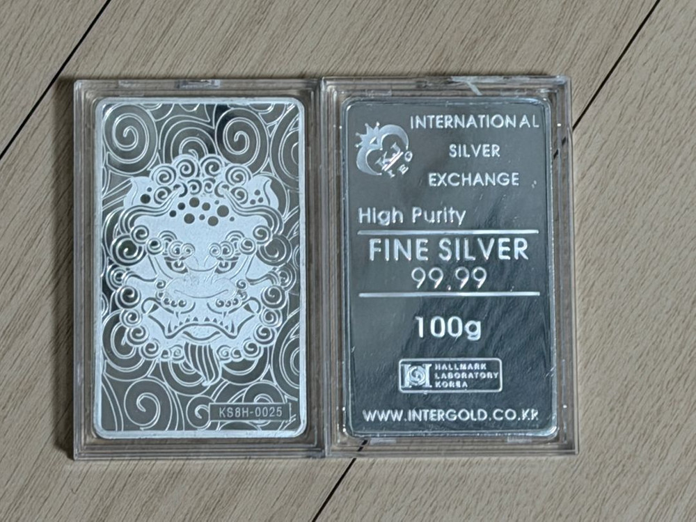 국제금거래소 100g 실버바 (독도실버바/기본실버바) 2개 팝니다 총200g--1