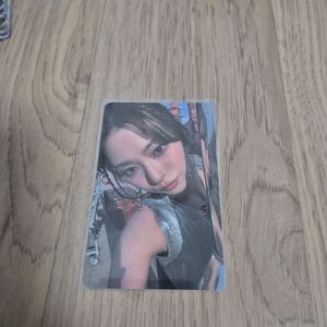 프로미스나인 이나경 뮤직코리아 럭키드로우 포카 이미지