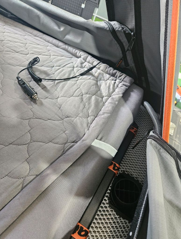 알루캡 루프탑텐트+270어닝+샤워큐브+등받이+내부선반 풀셋--4