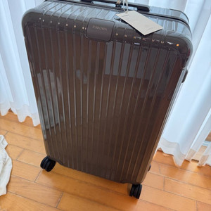 리모와 에센셜 체크인 라지 새제품!!