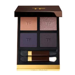 톰포드 아이컬러 쿼드 크림 45 아이코닉 스모크 새상품 판매합니다.