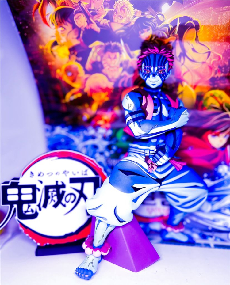 [초월] 전국3점 귀칼 귀멸의칼날 블루 아카자 리페인트 피규어 도색작 도색 작품 전시회 국내유일 라스트원 레진 애니 이미지