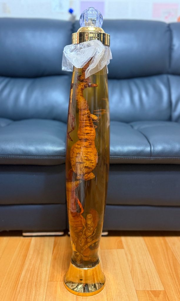 백하수오(25~30년산) 담근주 이미지