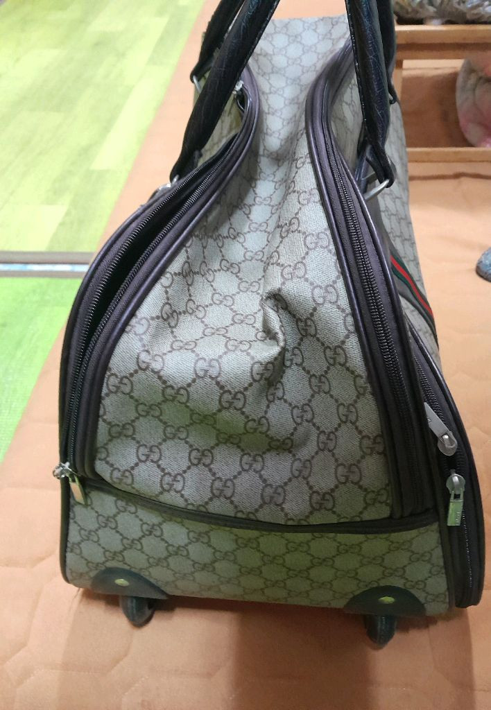 중고 보스튄백.여행용가방 70000원--3