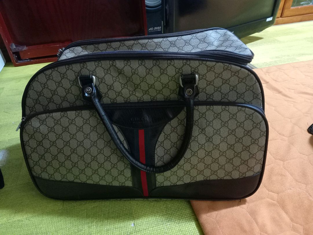 중고 보스튄백.여행용가방 70000원--5