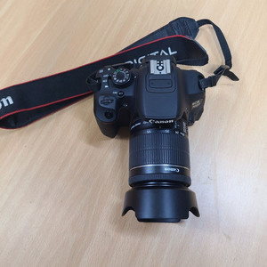 EOS 700D + EF-S 18-55mm 렌즈 세트 + 멘프로토 삼각대