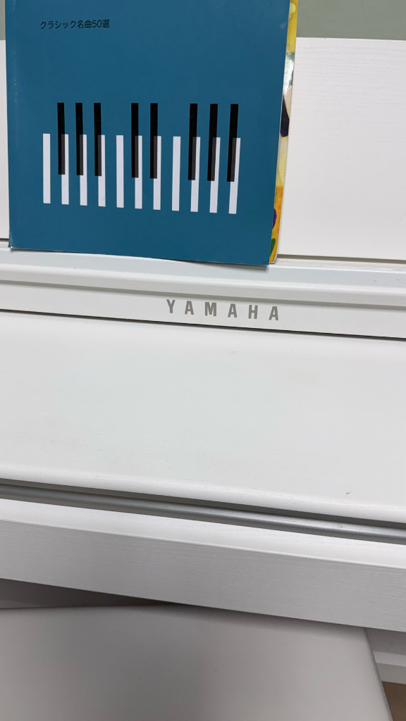 야마하 CLP-625 디지털피아노 이미지