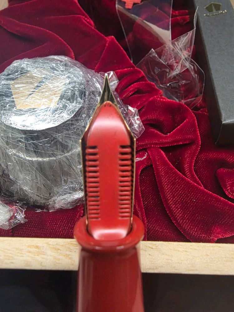 나미키 엠페러 우루시 50호 FM닙 만년필 팝니다--2