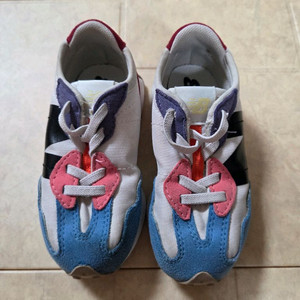 뉴발란스 키즈 145사이즈