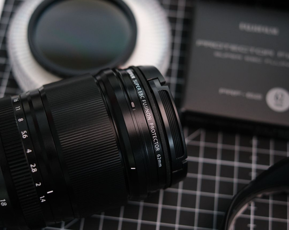 후지 XF18mm F1.4 R LM WR + 사각후드 등 박스 풀셋 이미지