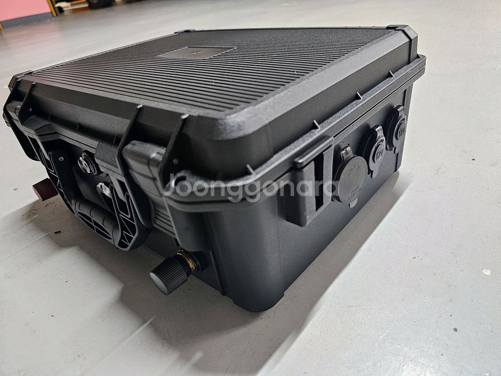 더 컴팩트한 휴대용 인산철 파워뱅크(140Ah)택배가능--2