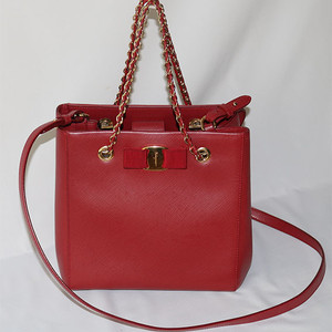 정품 페라가모 토트백