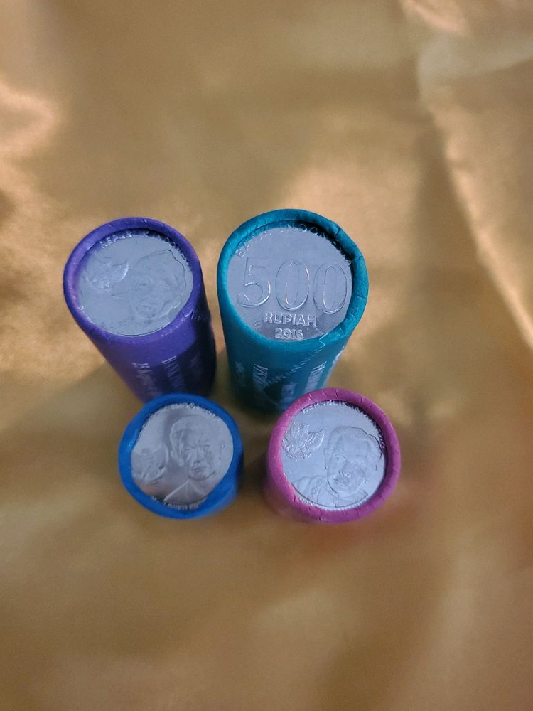 인도네시아 희귀 미사용 동전및 민트세트 이미지