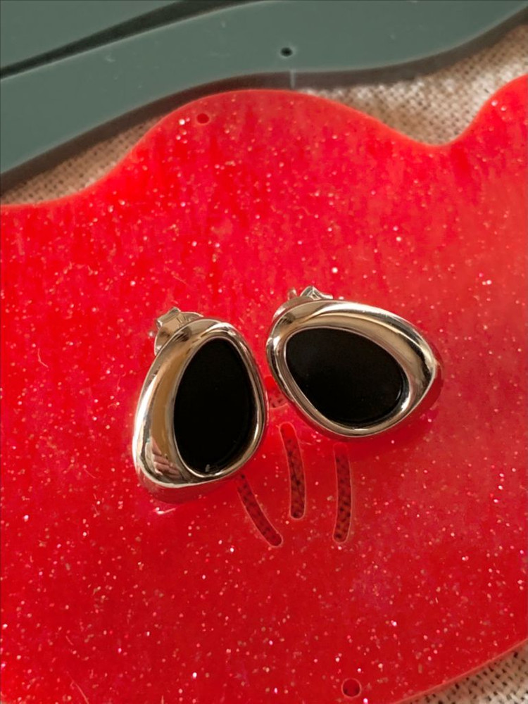 블랙 오발 은귀걸이 (마니에피에디)--3