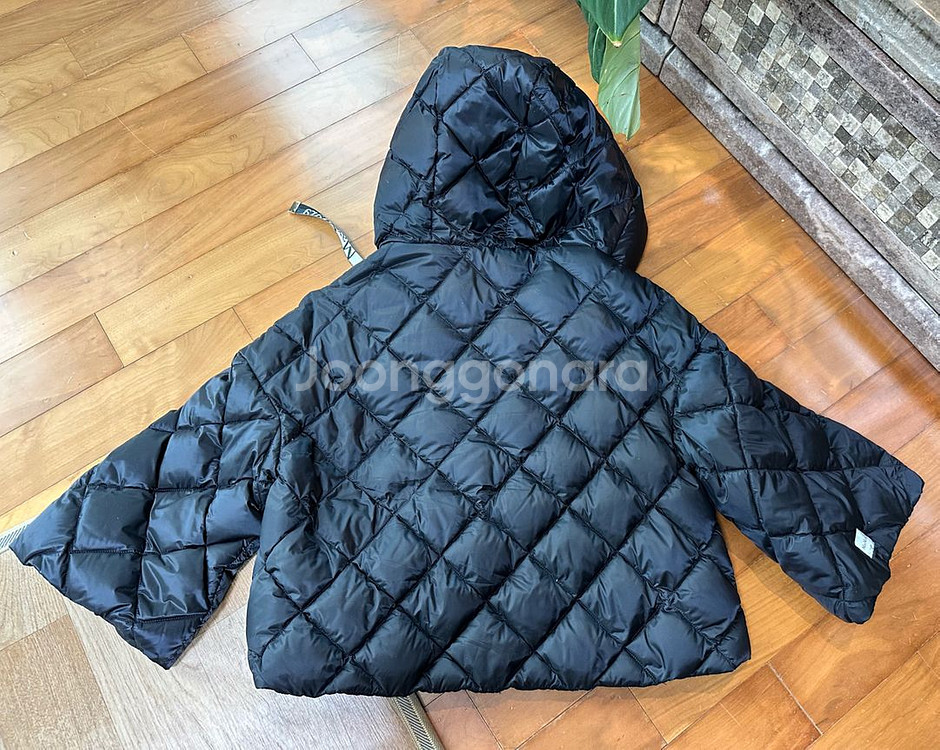 막스마라 씨소프트 발수 신상 크롭 패딩 42--7