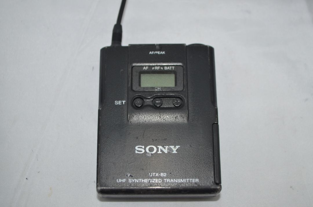 소니무선마이크 UWP-V1 [UTX-B2 URX-P2] 900MHZ[소니코리아정품]송신기 수신기15만원 팝니다 이미지