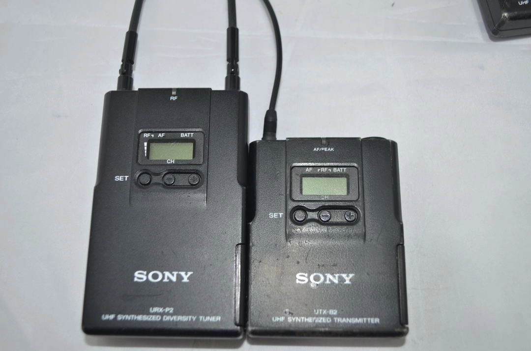 소니무선마이크 UWP-V1 [UTX-B2 URX-P2] 900MHZ[소니코리아정품]송신기 수신기15만원 팝니다 이미지