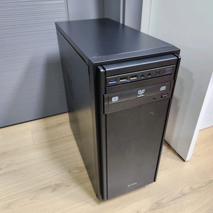 사무 / 게이밍 컴퓨터 PC 판매 . - 매우깨끗 -