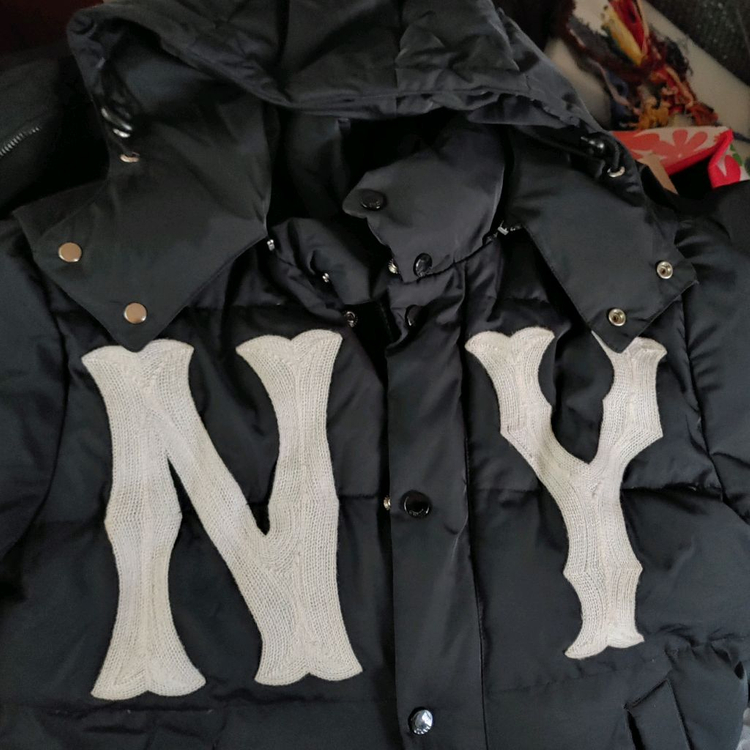 구찌 롱패딩 90 95 뉴욕양키즈 이미지