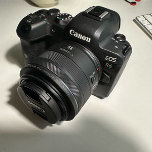 캐논 EOS R6 미러리스 카메라 이미지