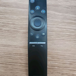 삼성 스마트 TV 모니터 리모컨 이미지