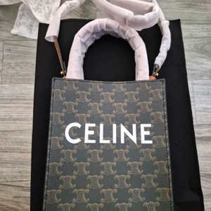 셀린느 트리옹프 캔버스 핸드백 택포