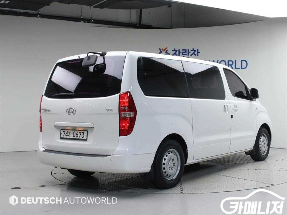 [현대]그랜드 스타렉스 캠핑카 2WD #2026년특가 이미지