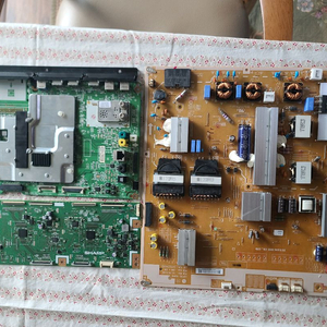 LG TV 70UH8730 메인보드+티콘보드판매 이미지