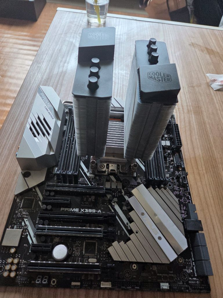 스레드리퍼 1950X CPU + ASUS X399-A 메인보드 이미지