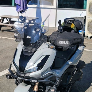 2024 ADV350 떼르구변차량 팝니다.