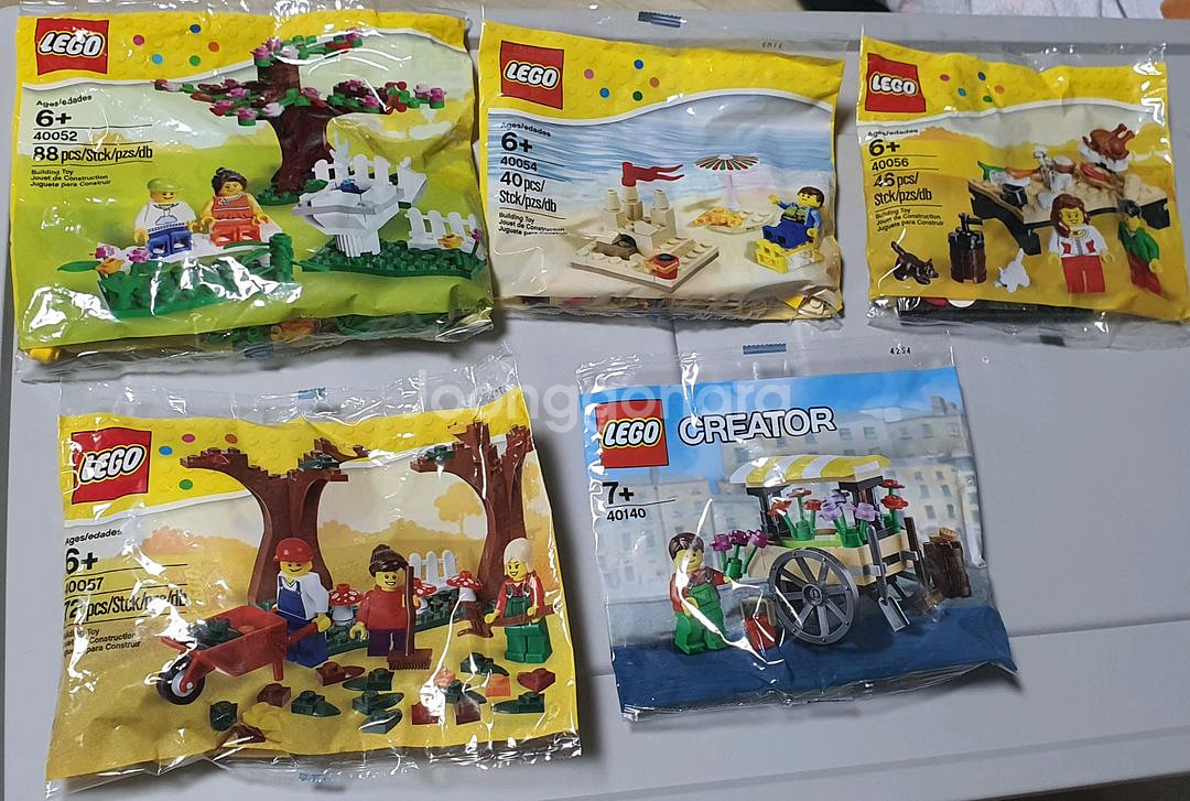 레고 폴리백 미개봉 새제품 판매합니다--1