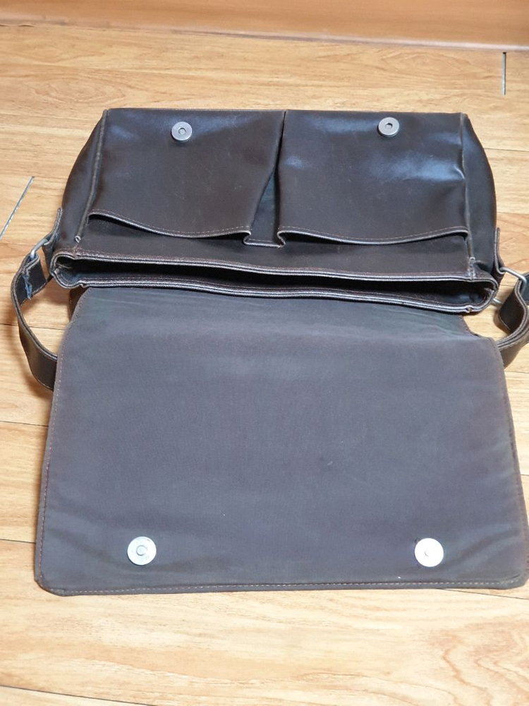 가죽 가방 메신저백 (크로스백)--4