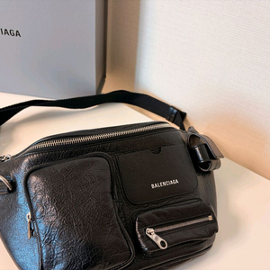 발렌시아가 수퍼비지 벨트백