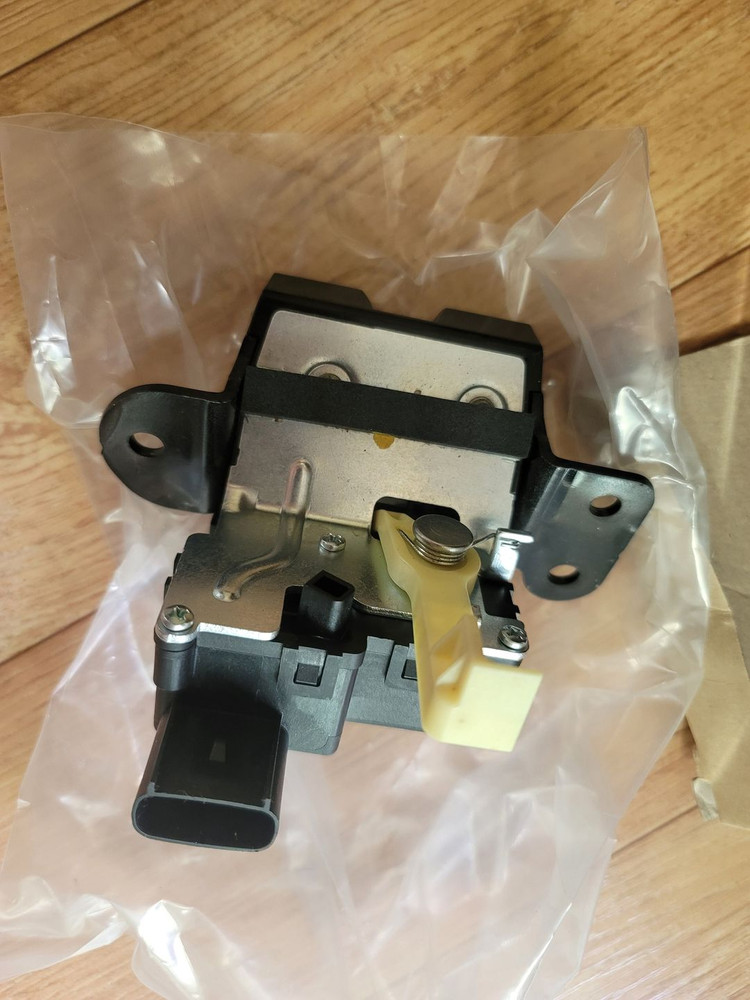 기아 니로 하이브리드 트렁크 레치 (테일게이트레치) 이미지