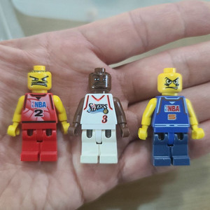 레고 NBA 미니피규어 팔아요