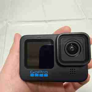 고프로 히어로 10 블랙 팝니다 (메모리 포함)