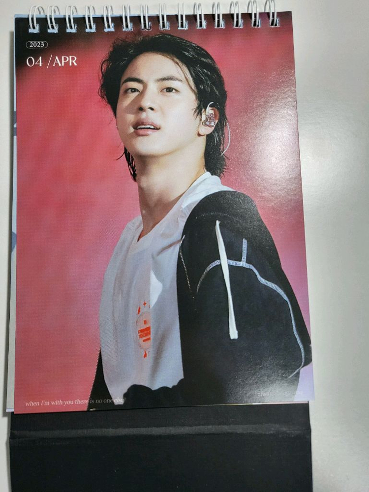 bts 방탄소년단 진 방탄 석진 탁상 달력 포카 굿즈 이미지