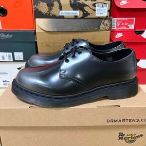 닥터마틴 1461 실버 270