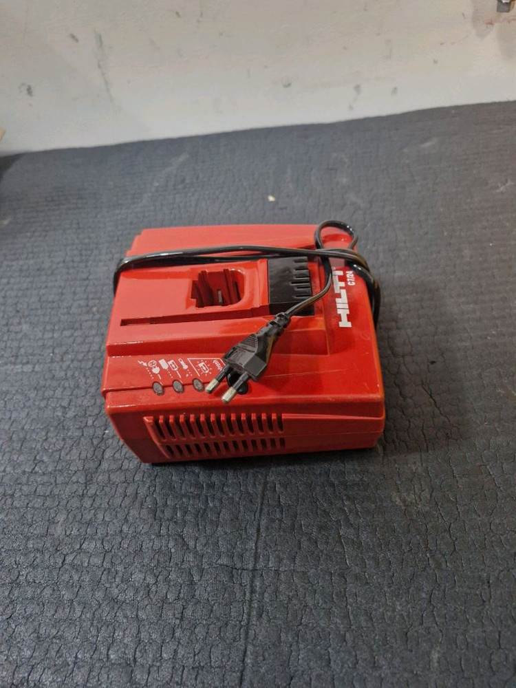 힐티충전기C724 고속충전기 C7/24 탄창형도충전가능 A급 매거진충전기 이미지