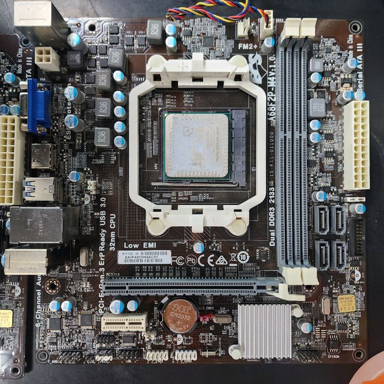 ECS A68F2P-M4 메인보드 + A4-6300 APU + 쿨러 + 백패널 세트 2장 남음 1장당 이미지