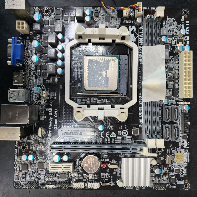 ECS A68F2P-M4 메인보드 + A4-6300 APU + 쿨러 + 백패널 세트 2장 남음 1장당 이미지